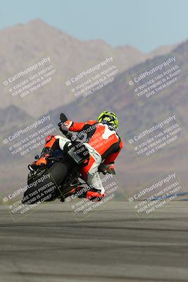 media/Oct-06-2024-Race Pace (Sun) [[d7d39ec7ad]]/10-Turn 9 Backside (1105am)/